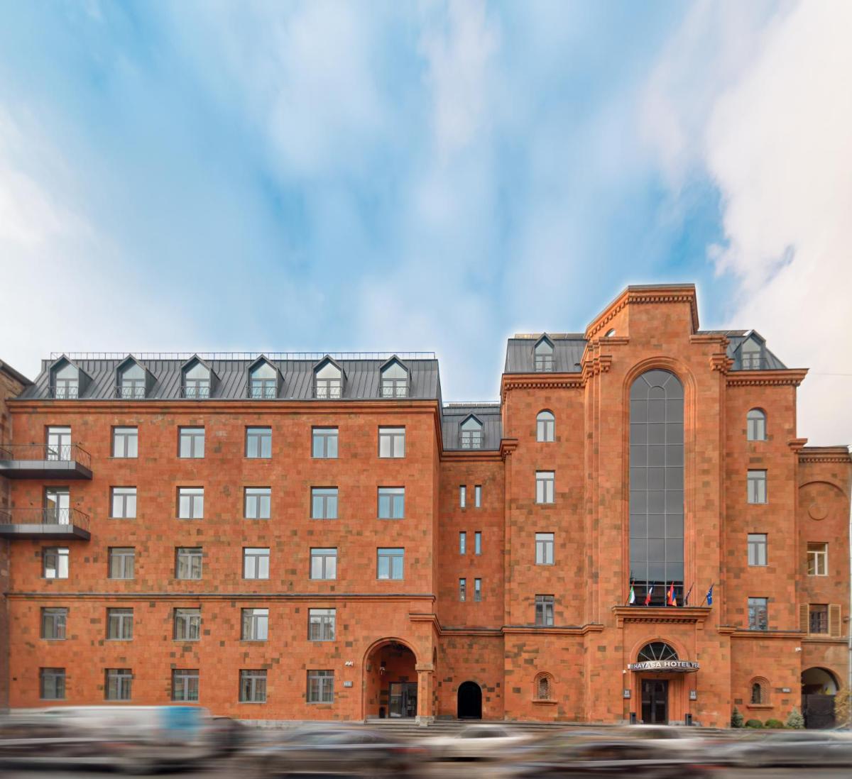 Hayasa Hotel Yerevan - Housity