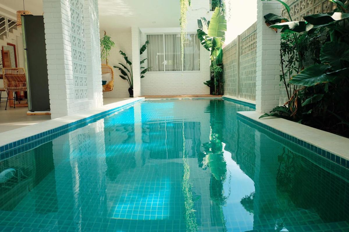 An Bang Beach Tropical villa- Crystal pool - Housity