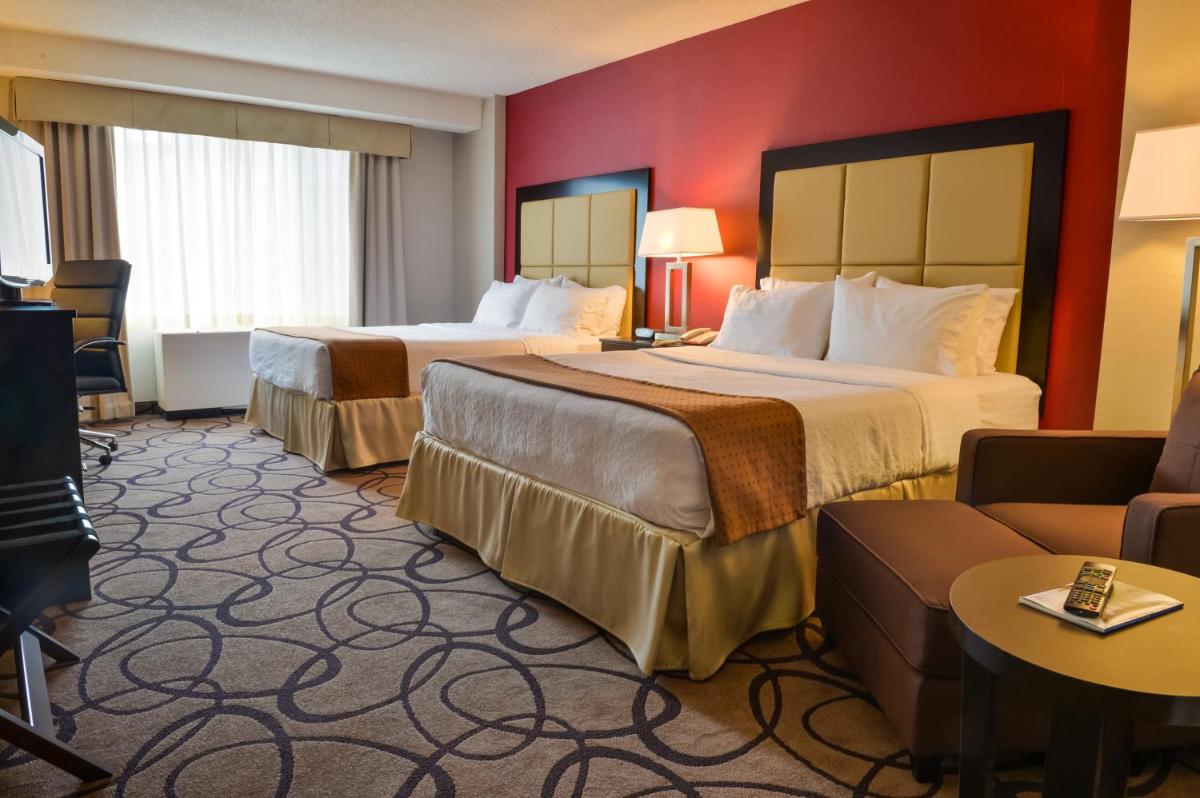 Holiday Inn Montreal Centre Ville Downtown, an IHG Hotel - Housity