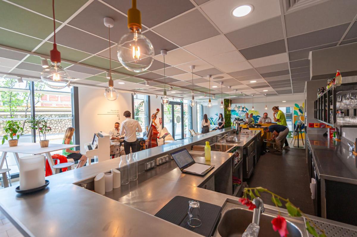 Apparthotel Le Hüb TOULON - Housity