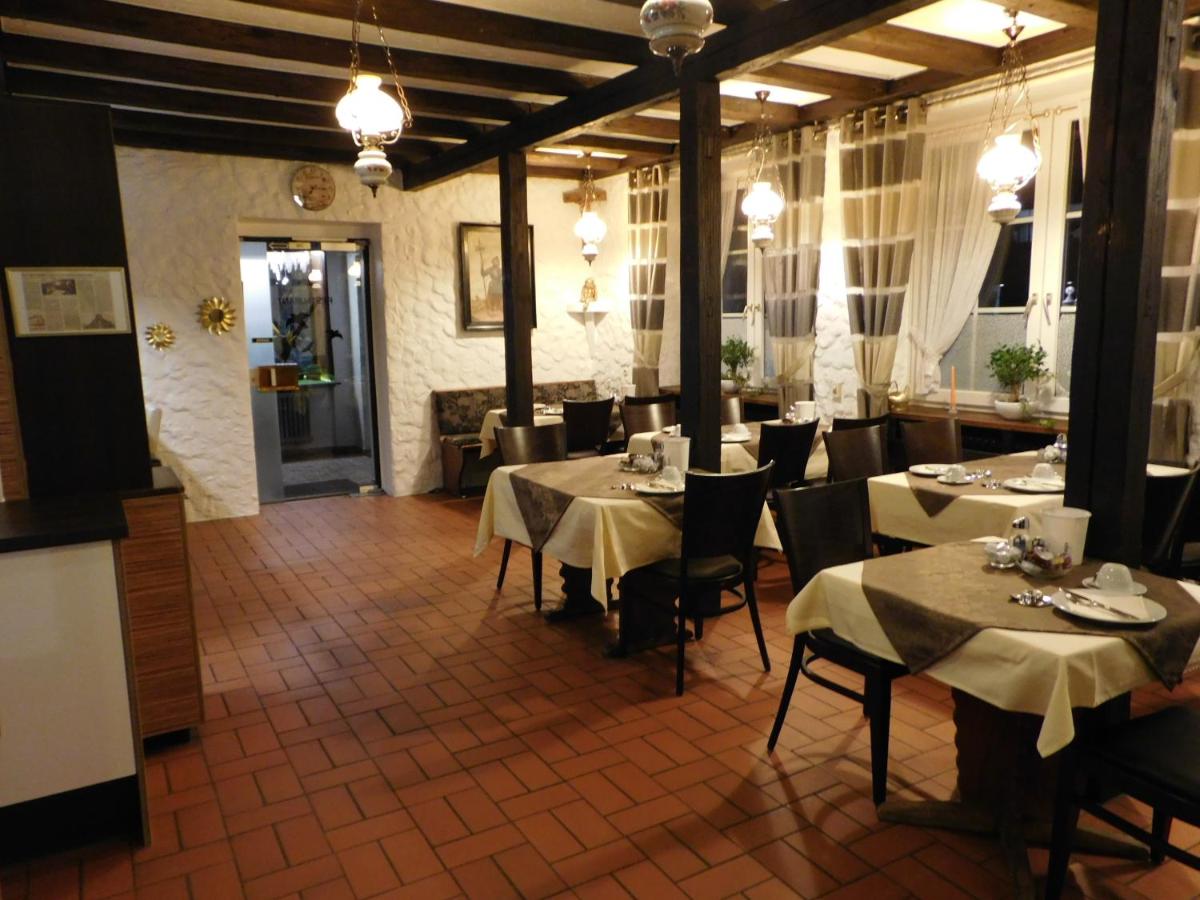 Hotel Romäus - Housity