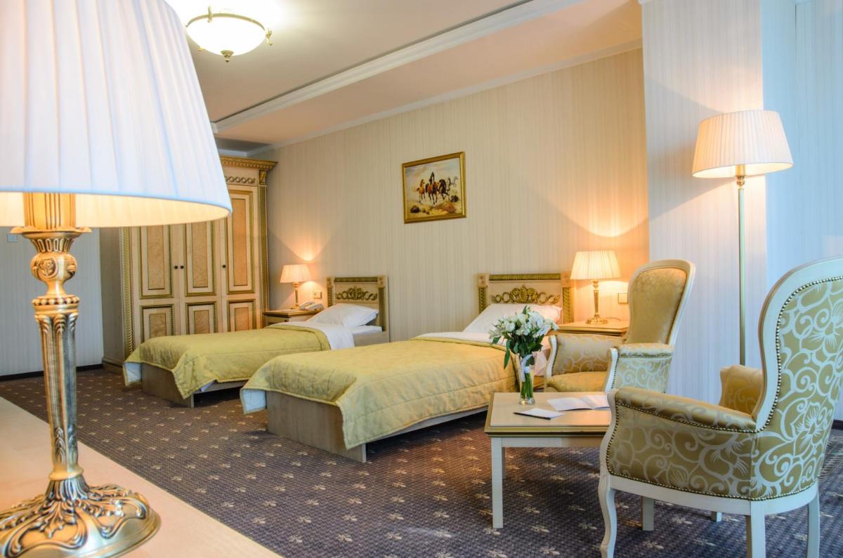 SK Royal Hotel Moscow - Housity