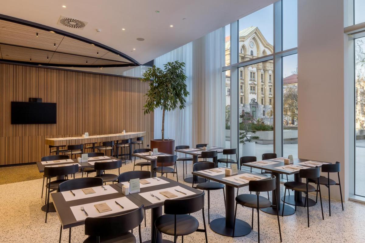 Occidental Ljubljana - Housity