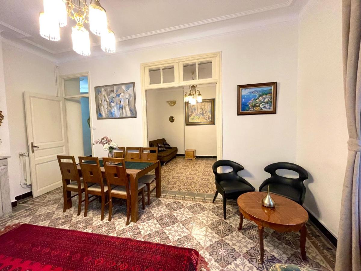 Appartement Dans Immeuble Haussmanien - Housity