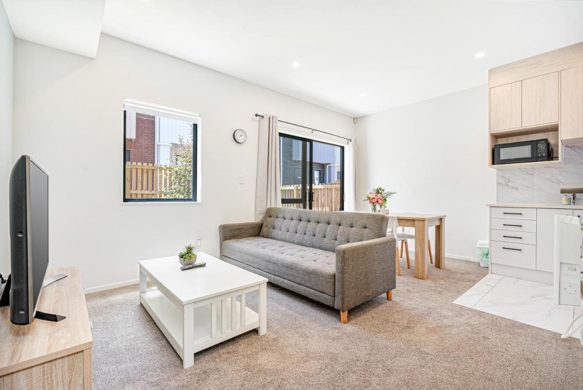 Cozy Brand New Townhouse 20 - Housity