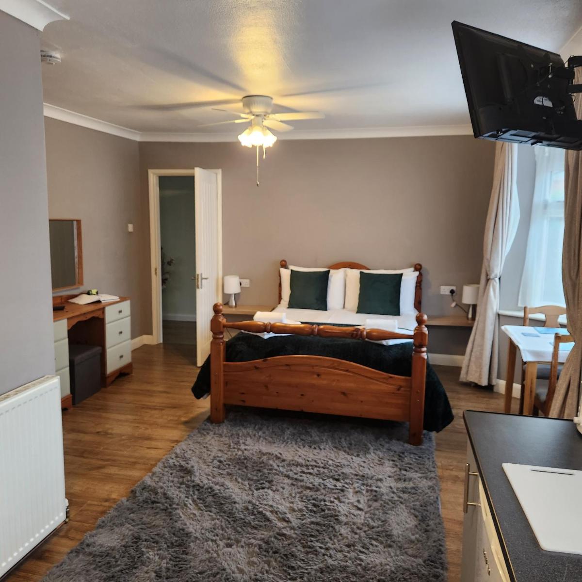 The Golf Studio Woodhall Spa - Housity