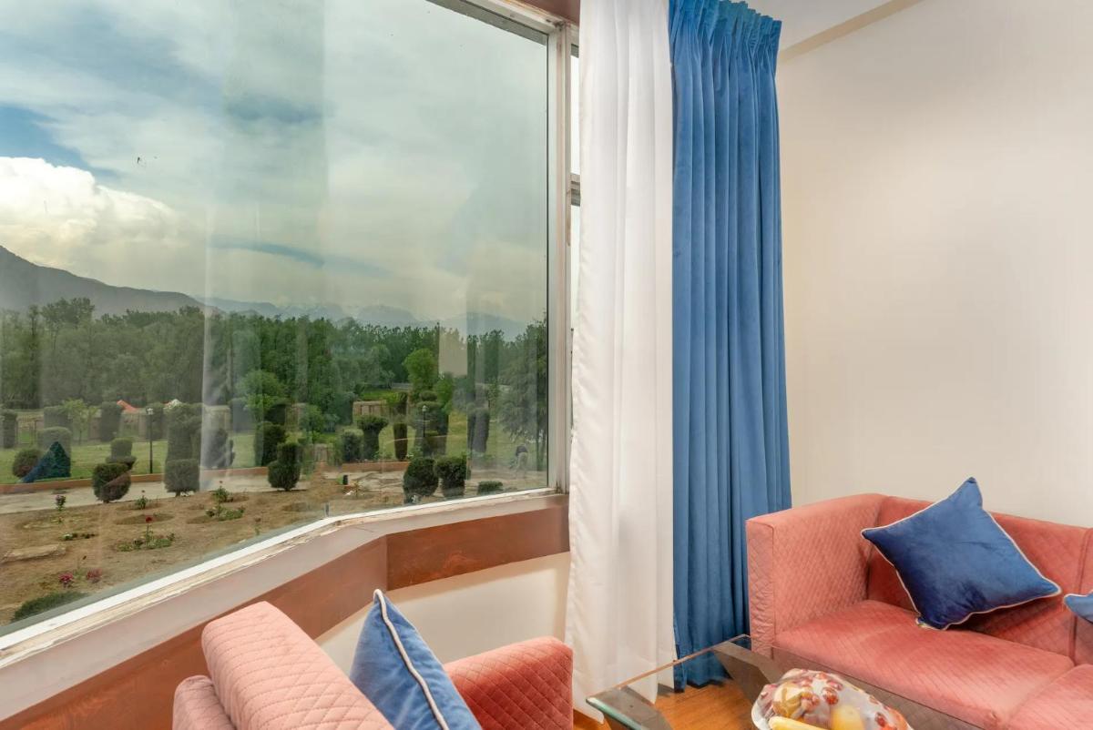 The Countryside Resorts - Housity