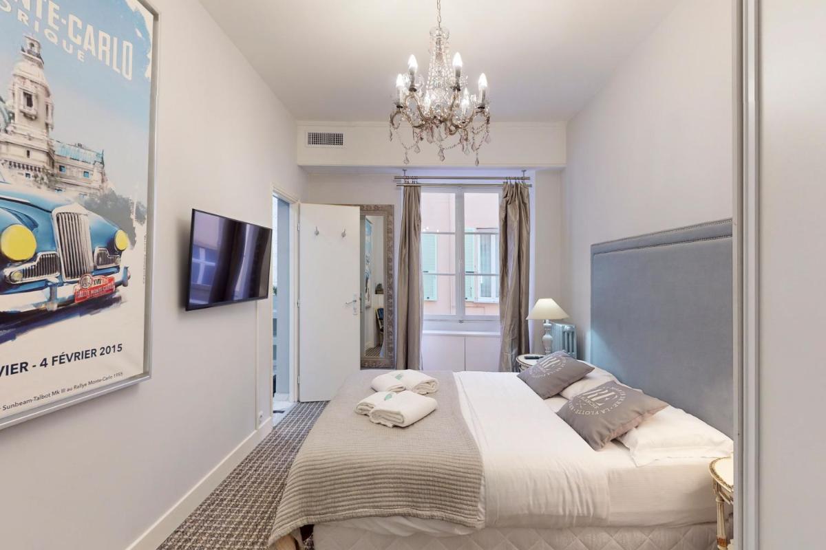 Silver Suite Five Stars Holiday House - Housity