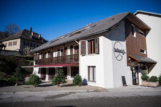 Le Grand Som - Chambres au coeur de la Chartreuse - Housity