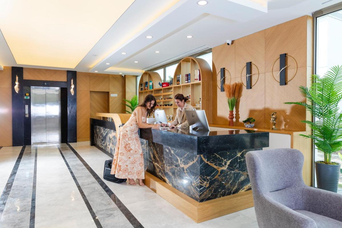 Güllük Uno Elegance Otel - Housity