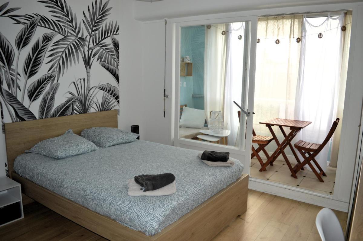 Le levant - avec loggia - à 20m de la plage - Housity