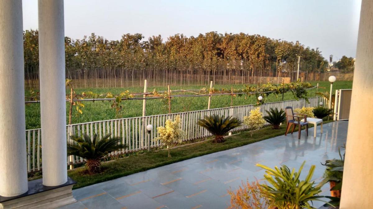 Bhagrecha Farms - A memorable Farm Stay - Housity