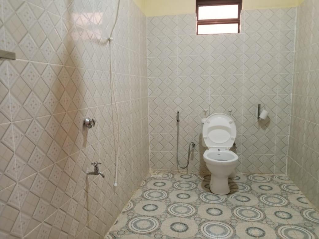 Olukulu hotel - Housity