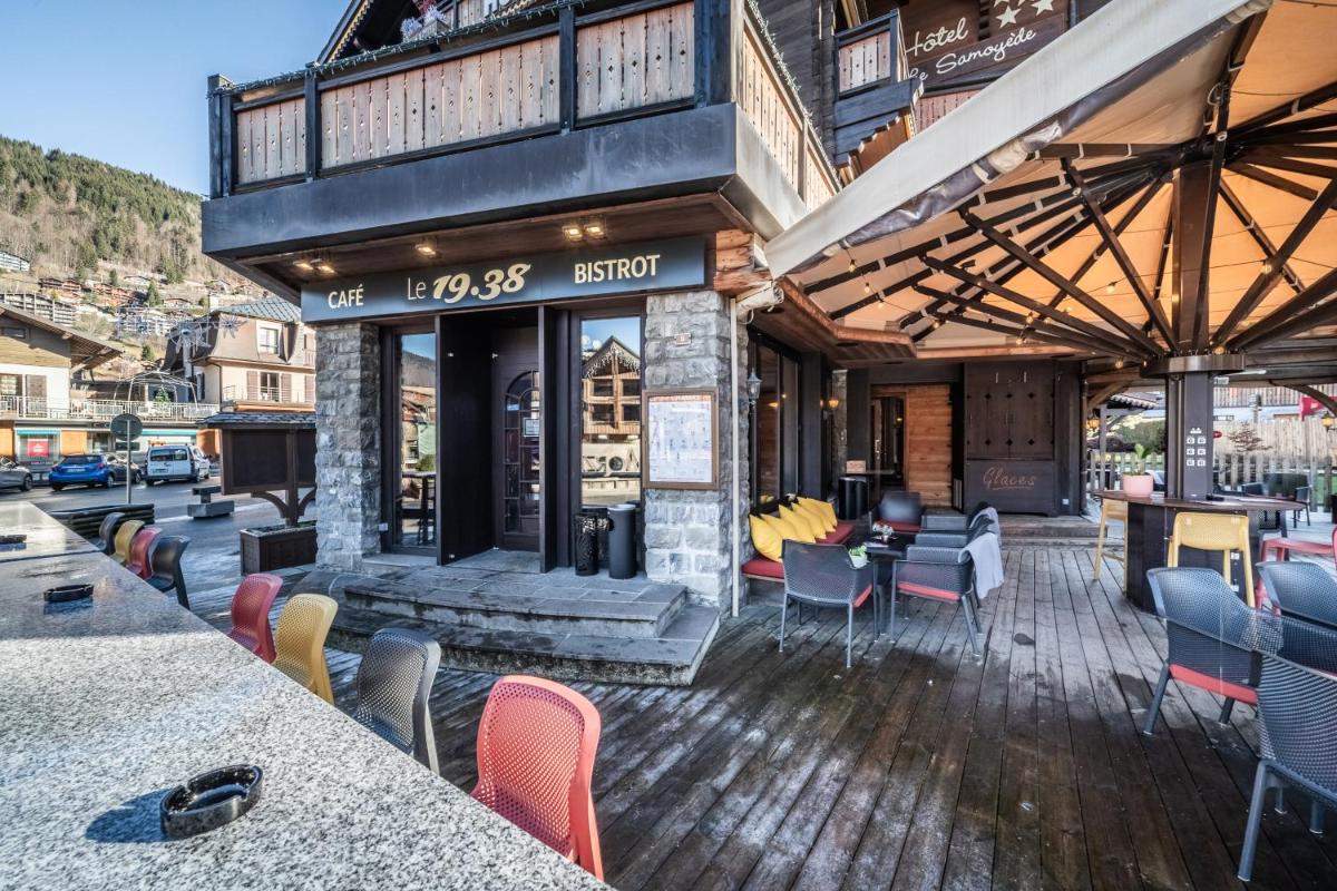 Vue générale sur la montagne ou vue sur la montagne depuis l'hôtel