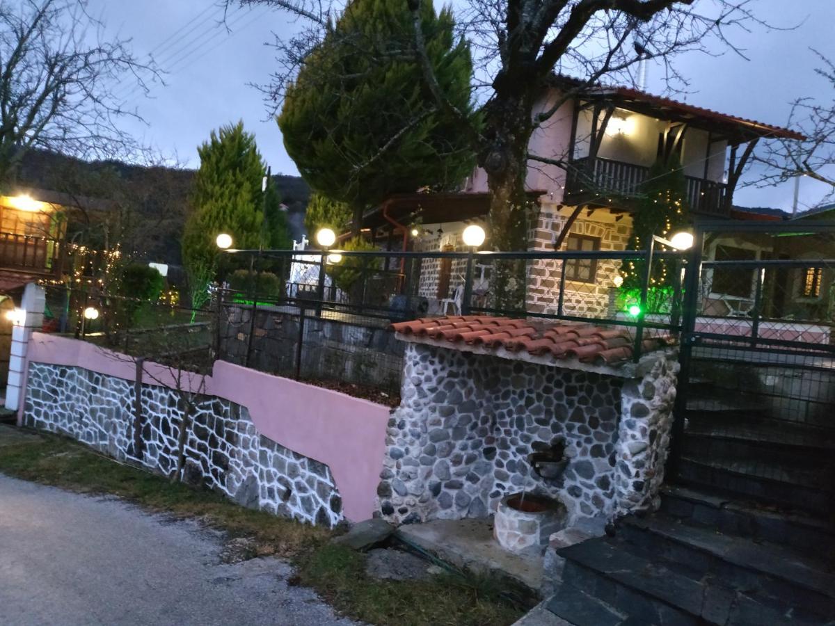 The Mouzakles Mansion - Housity
