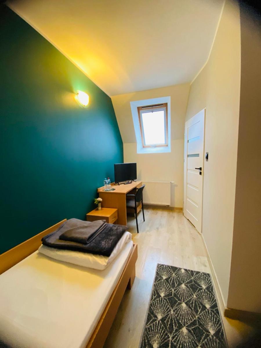 HOTEL MILO - Noclegi Bartoszyce - Housity
