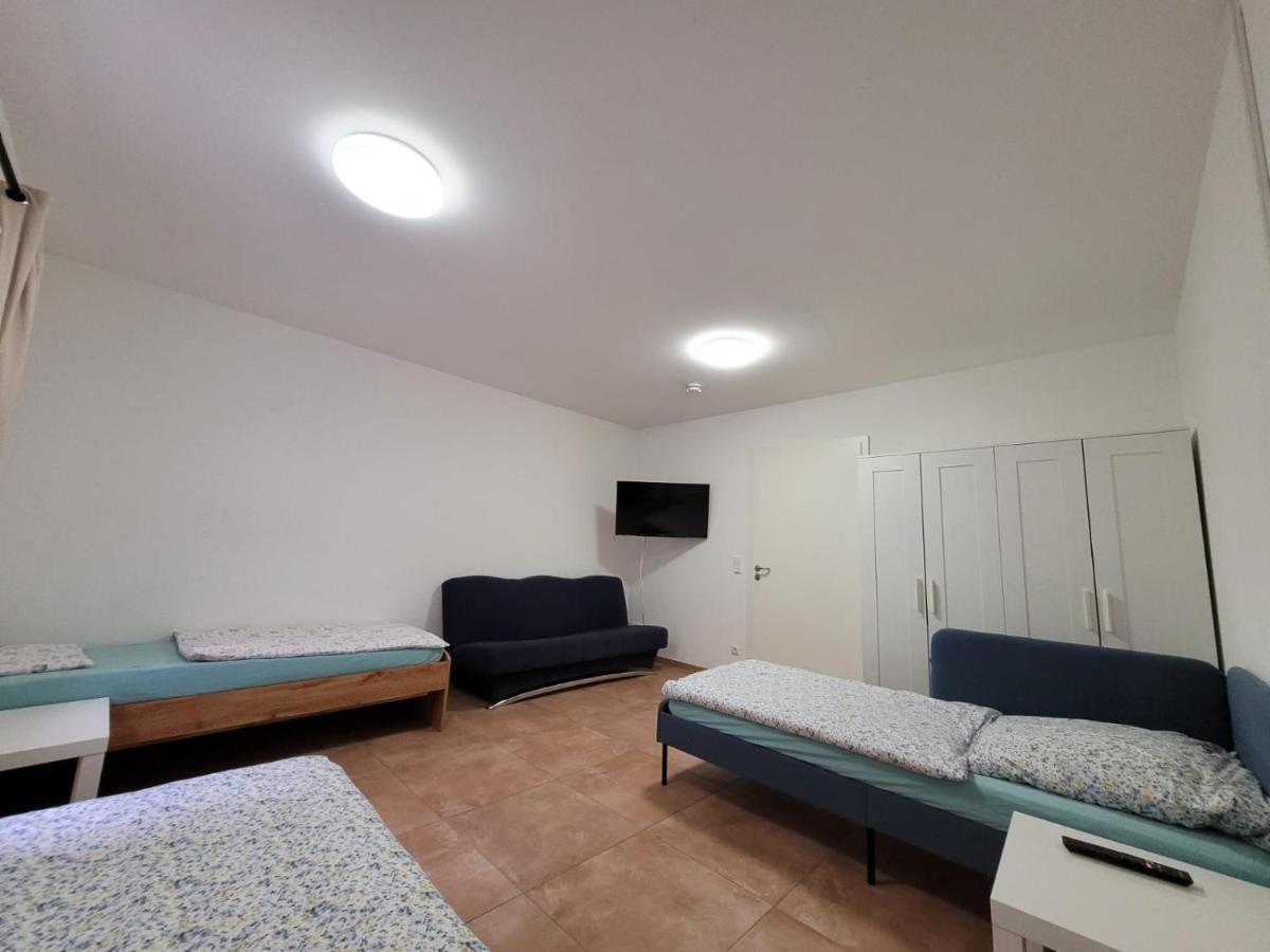 Pension Chen - Housity