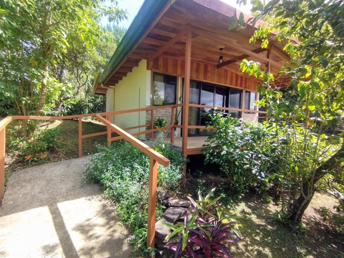 Las Marias Monteverde - Mountain View Cottages & Gardens - Housity