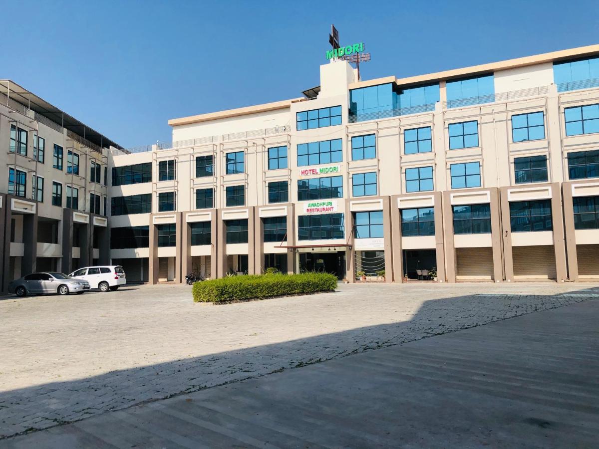 Hotel Midori Vithalapur - Housity