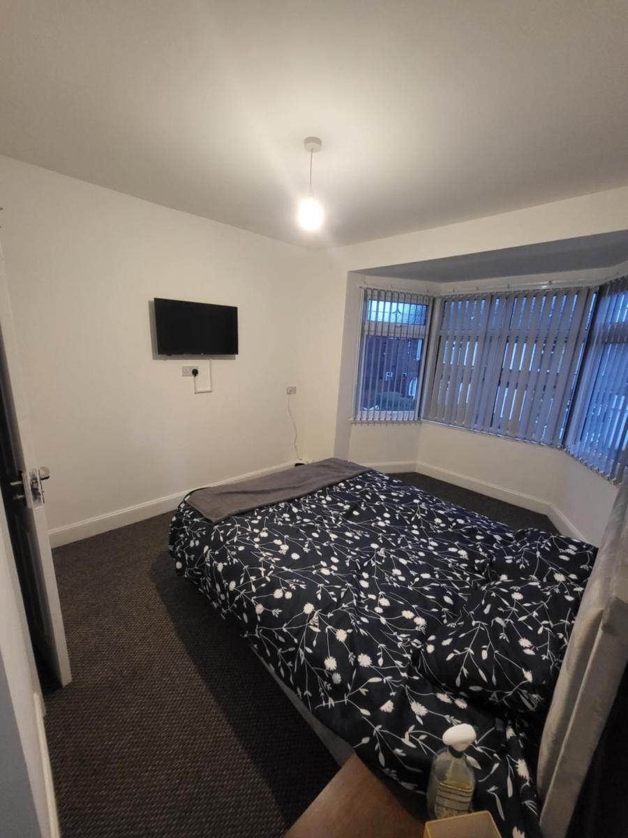 Hutton Lodge - Housity