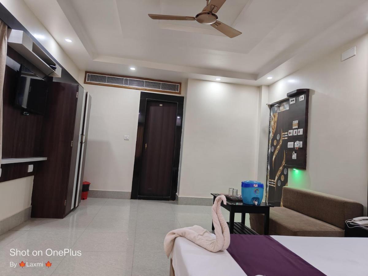 Hotel Rupasi Bangla 2, New Digha - Near Sea Beach - Housity