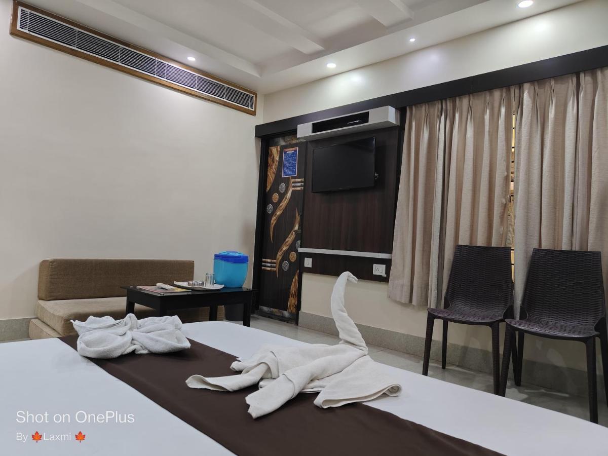 Hotel Rupasi Bangla 2, New Digha - Near Sea Beach - Housity