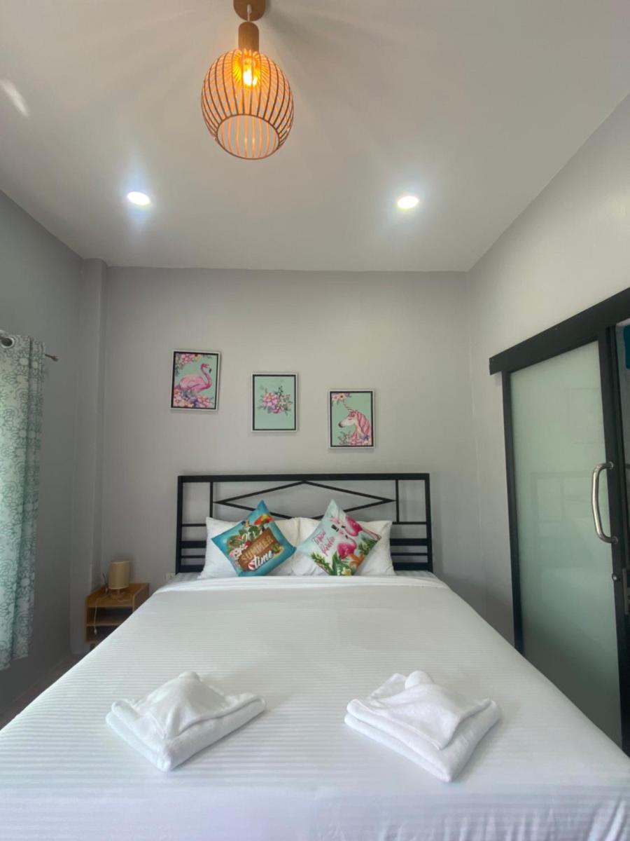 Naibaan Bed and Cafe - Housity