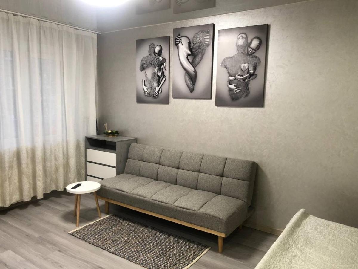 Suitetrails - Apartments Апартамент Рабочая 81, Кирова Kirova