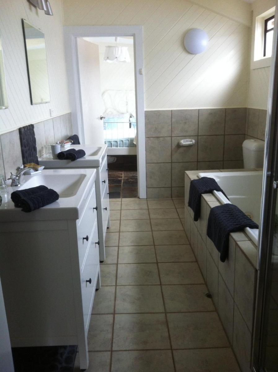 Bickley Valley Cottage - Housity