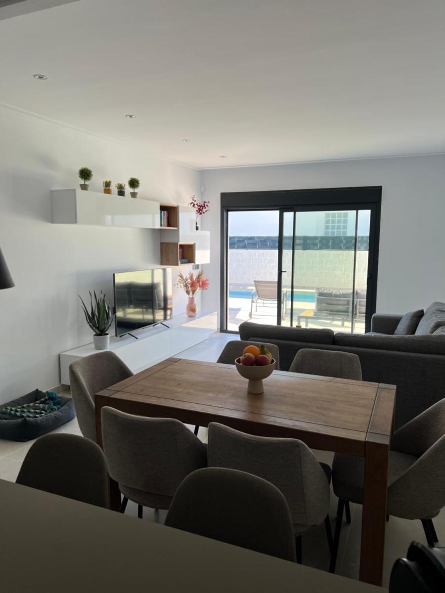 Beautiful villa in Benijofar with private pool and pet friendly - Housity