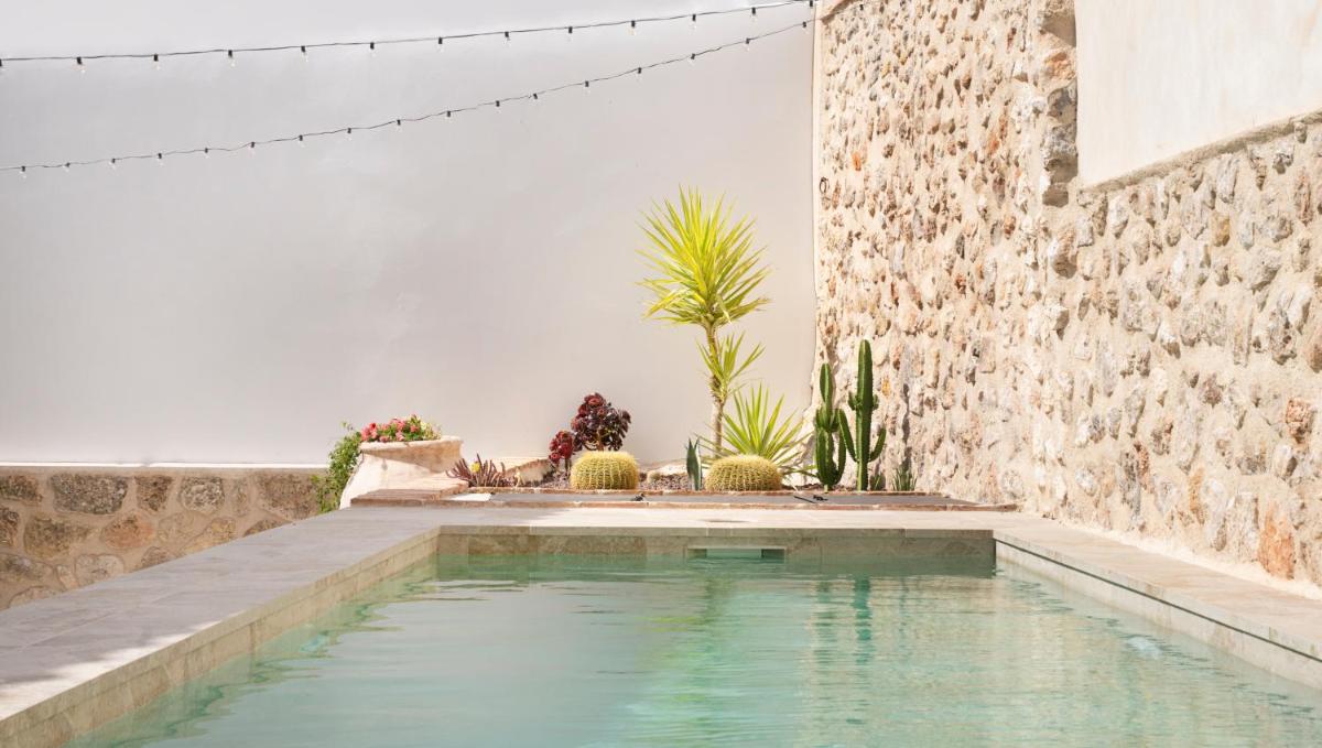 Piscina en o cerca de El Bálsamo - Hotel Rural 5 Estrellas