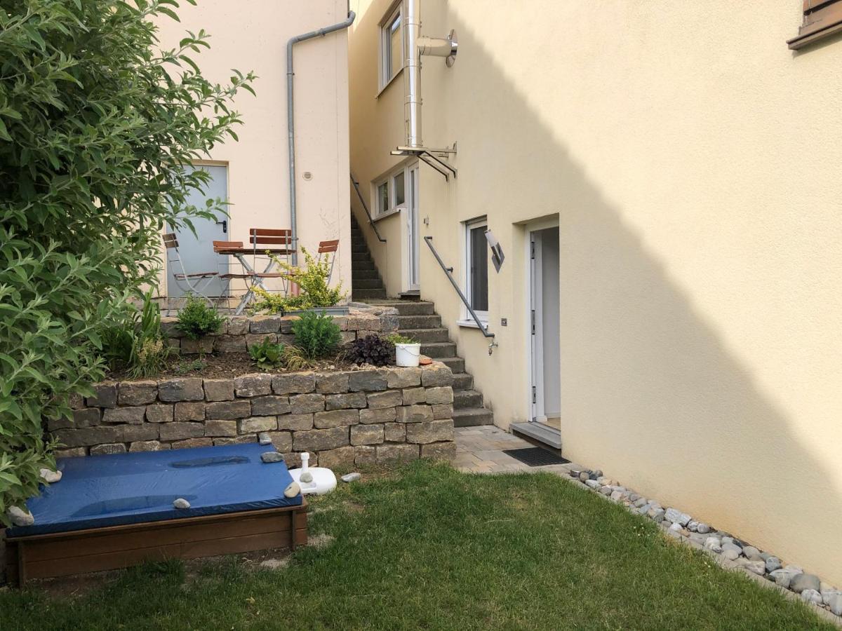 Für aktive Reisende mein Aparthotel Ochsenfurt mit Terrasse, ideal for long stay, relocation - Housity