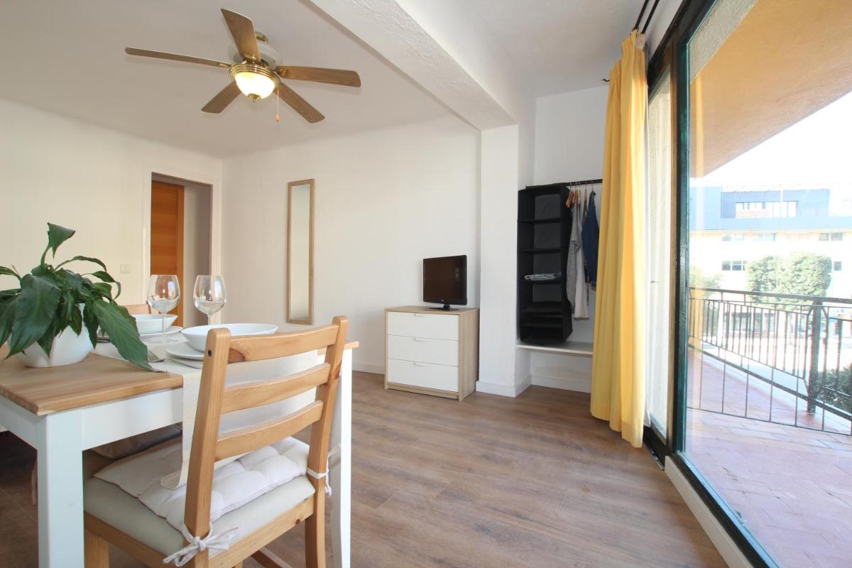 Apartamentos El Sol II - Housity
