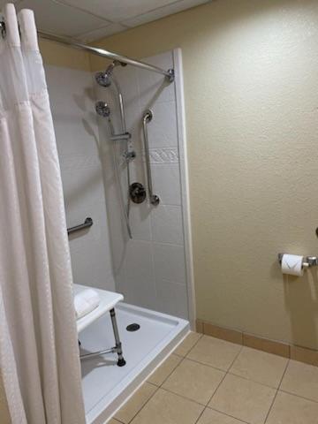 Quality Inn & Suites Morgantown - University Area - Housity
