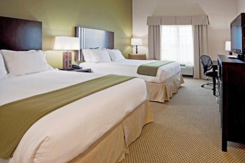 Suitetrails - Holiday Inn Express Lake Wales North-Winter Haven, an IHG Hotel