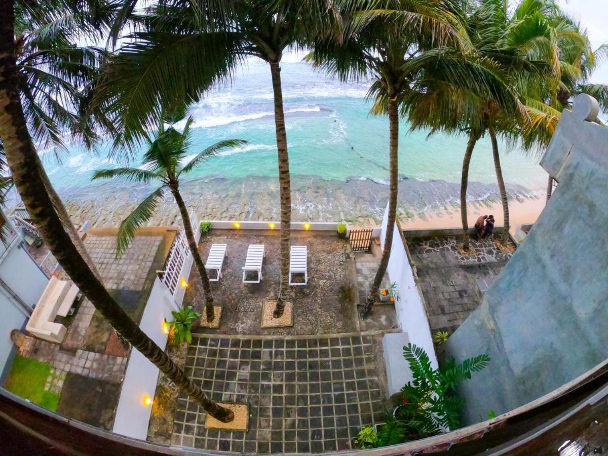 Asa Bay Beach Resort - Housity