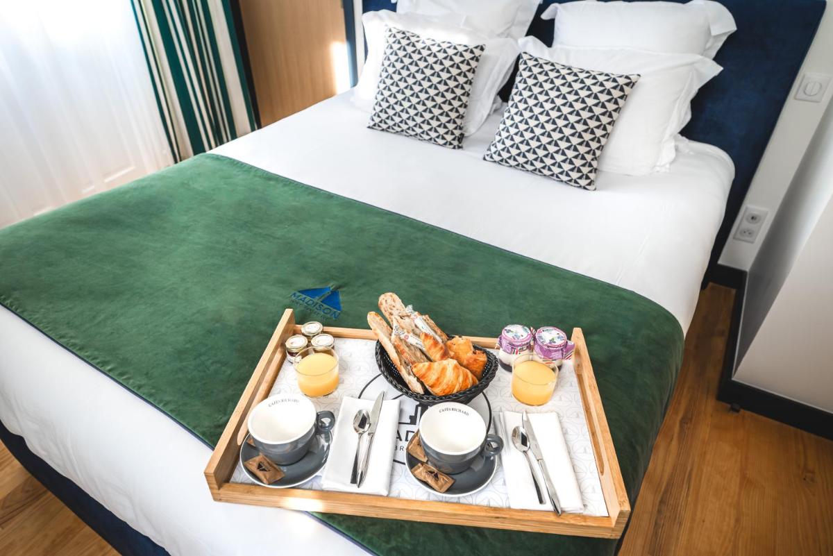 Nourriture dans l'hôtel ou à proximité