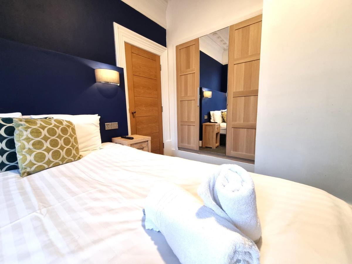 Bath Road Studios - Housity