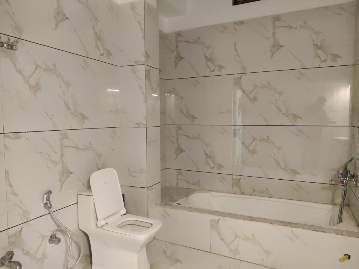 Hotel Pindar inn - Housity