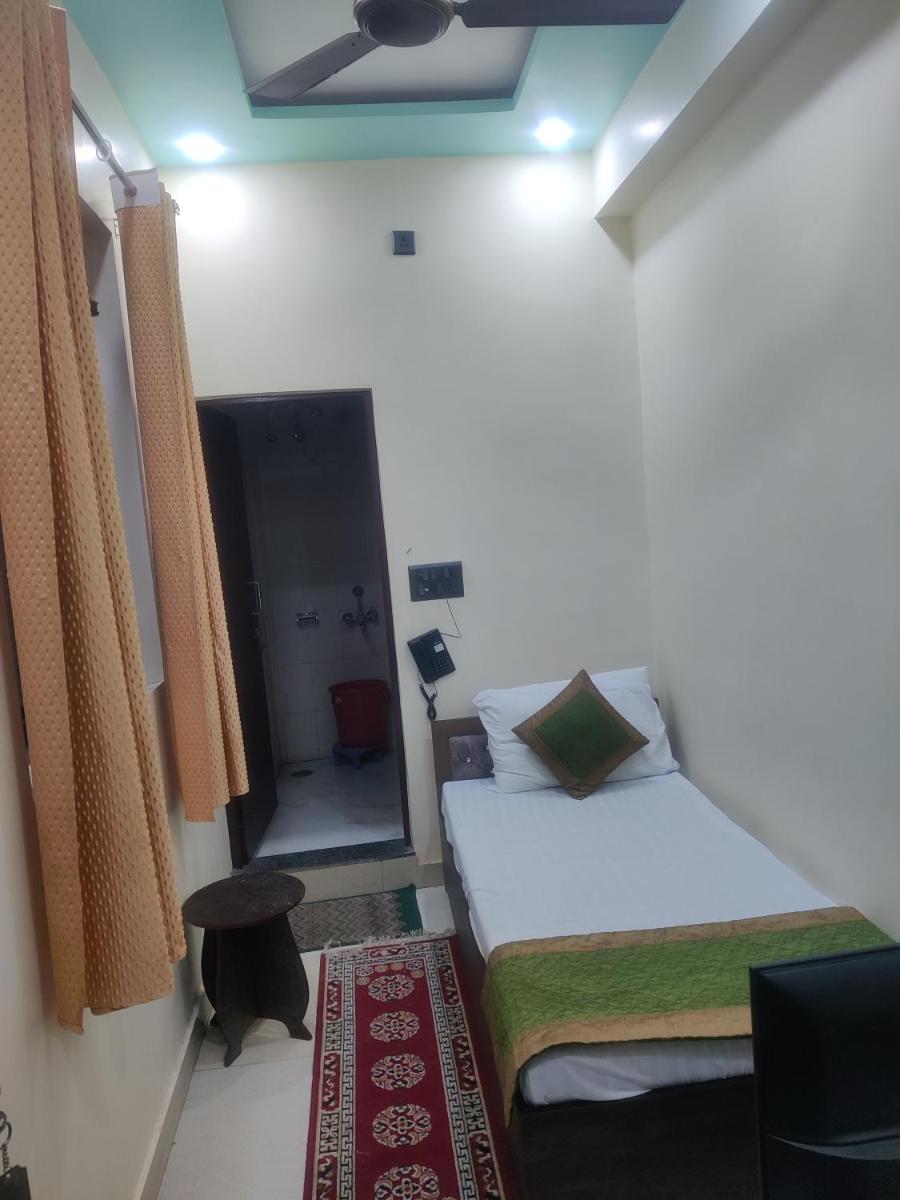 Hotel Pindar inn - Housity