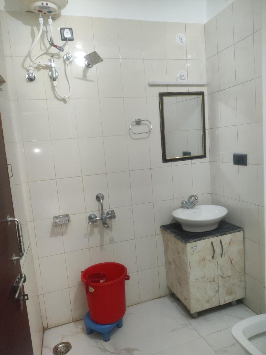 Hotel Pindar inn - Housity