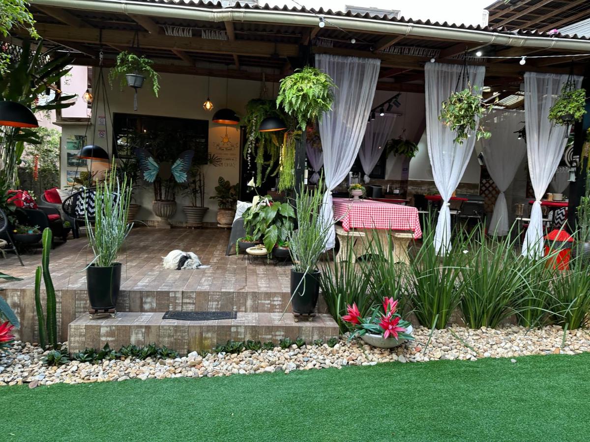 UFSC Guest House - Housity