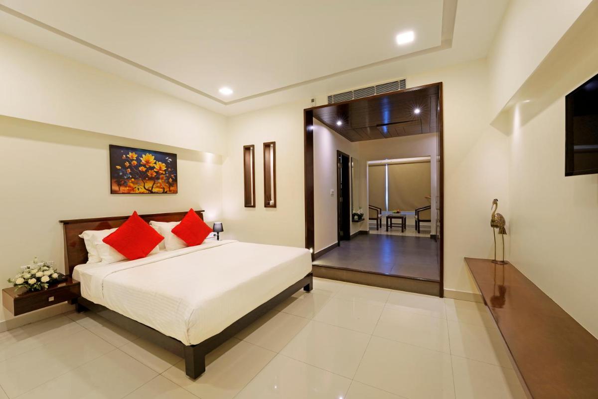 Clover - A Rivido Hotel Jigani - Housity