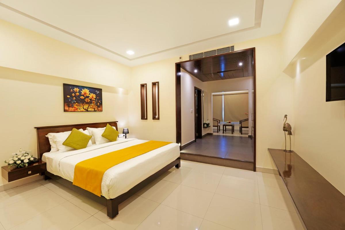 Clover - A Rivido Hotel Jigani - Housity