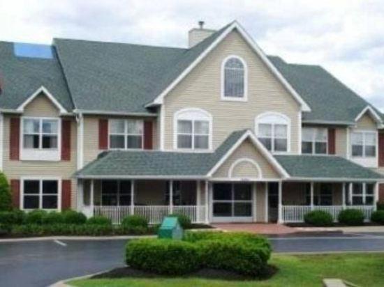 Radiant Inn and Suites - Housity