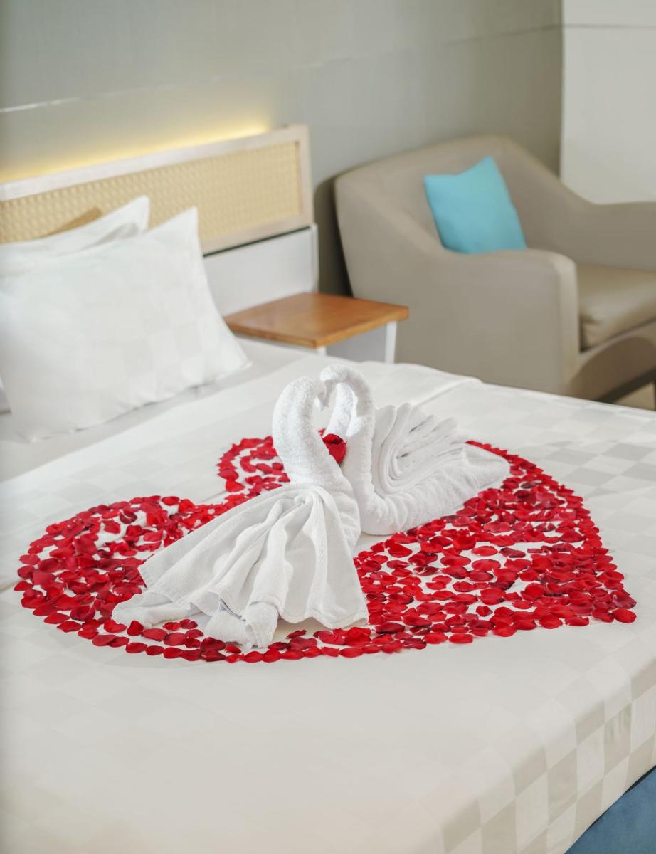 Swiss-Belcourt Lombok - Housity
