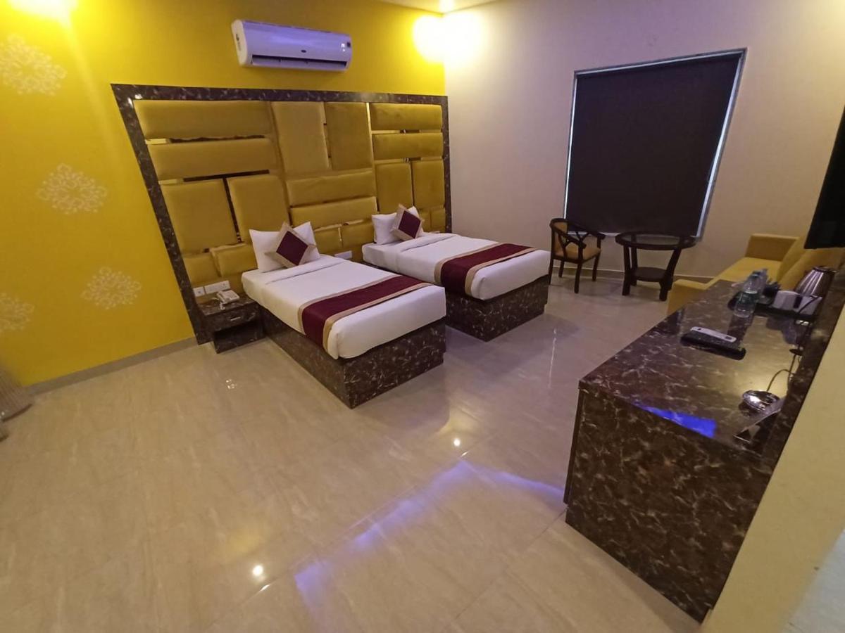 Kusum House - Housity