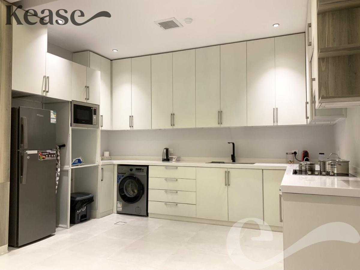 Suitetrails - Kease Nafal C-4 Royal touch AZ46