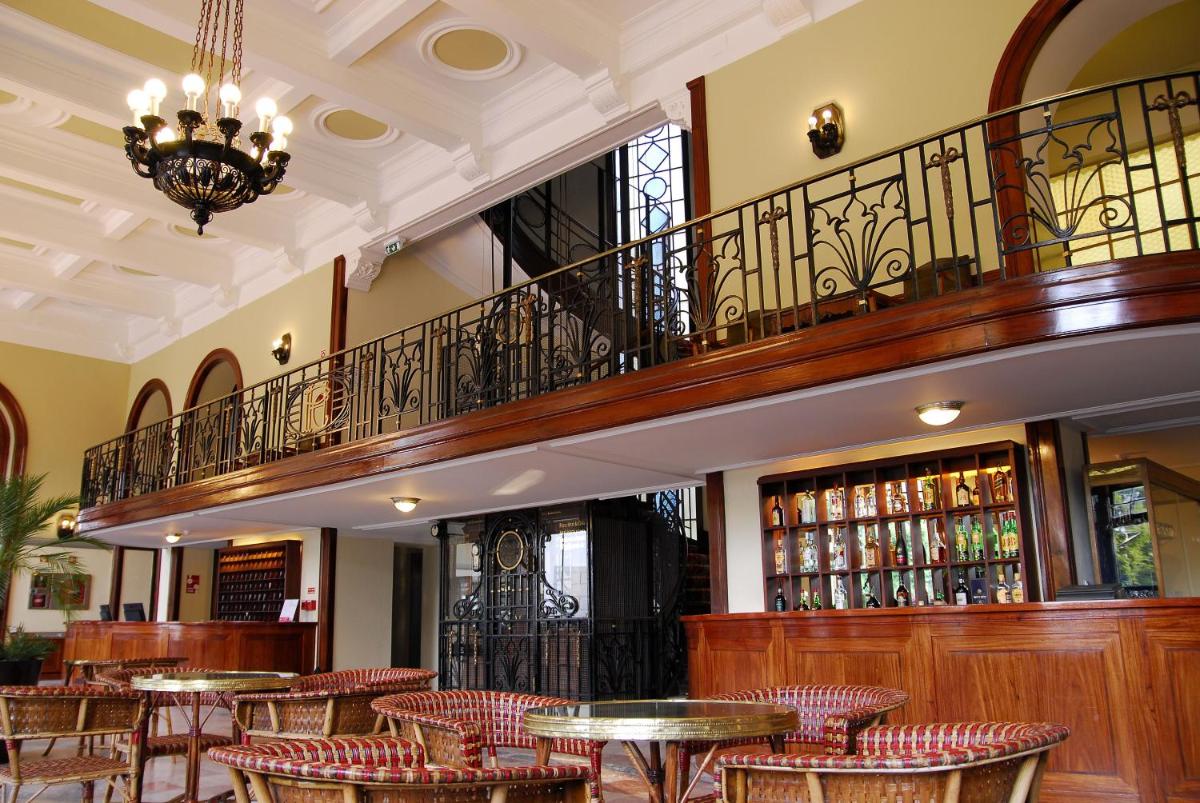 Um restaurante ou outro lugar para comer em Curia Palace Hotel & Spa