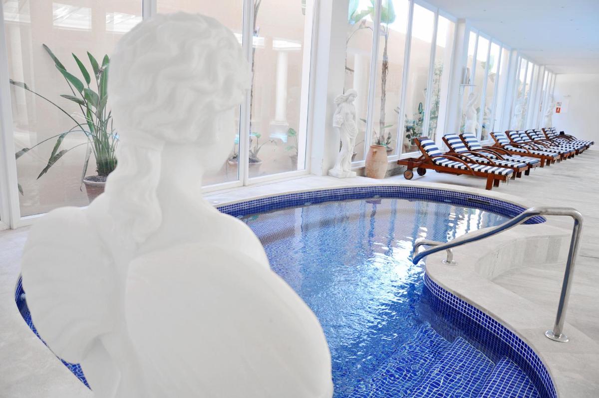 Piscina en o cerca de Grand Hotel Palladium Santa Eulalia del Río